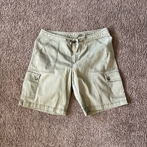 LL Bean Favorite Fit Chino Shorts Womens 10R Blue Cotton Blend